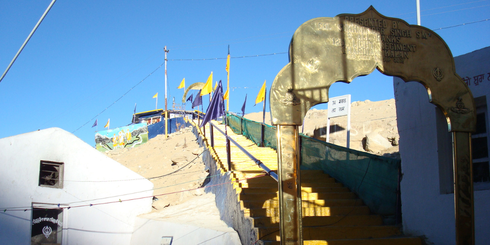 Majestic Ladakh: A 5-Day Himalayan Adventure - Image 7 | Sky Globals