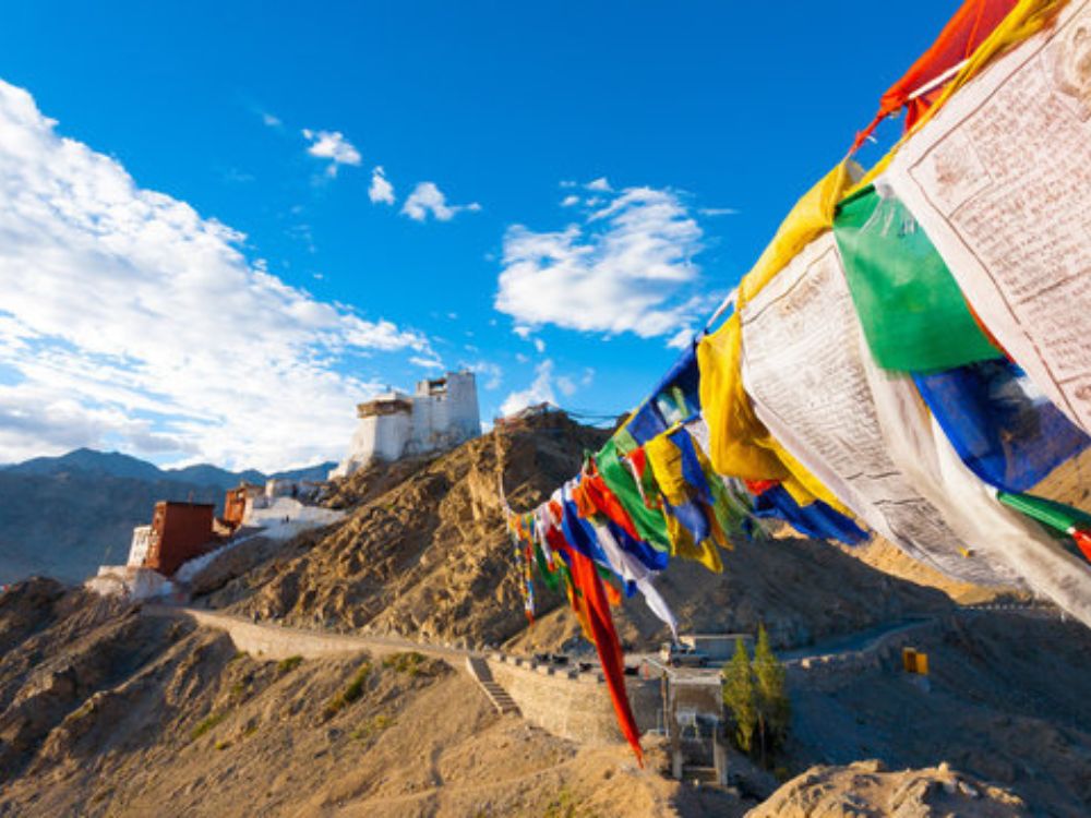 Traveling to Ladakh - Ladakh Tour Package | Sky Globals