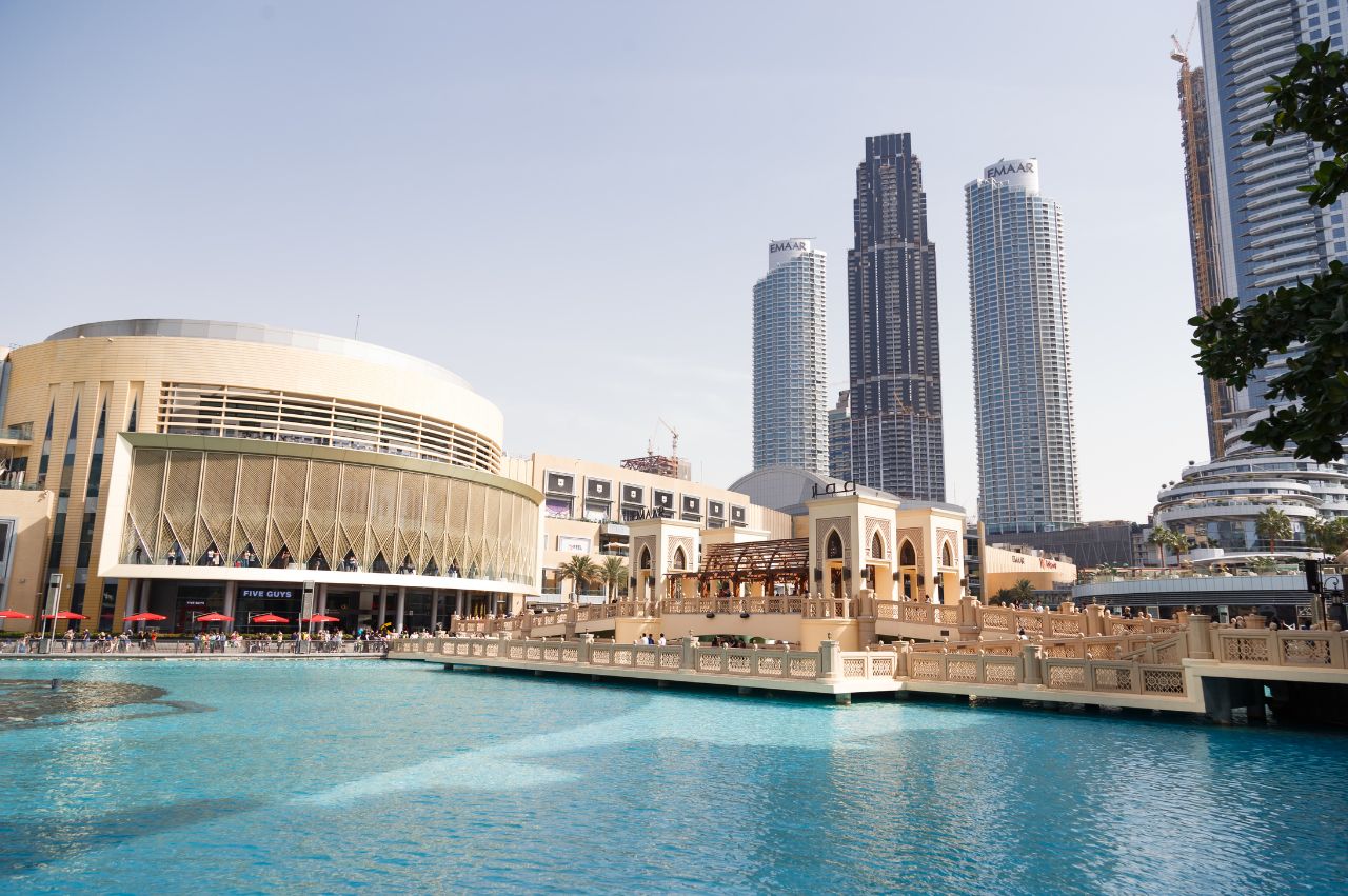 Mesmerizing Dubai: Modern Marvels & Desert Safari - Image 7 | Sky Globals