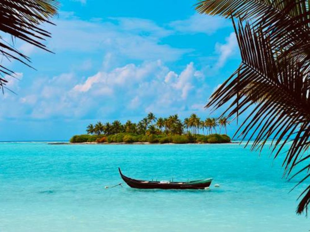 Lakshadweep & Cochin Island Escape - Domestic Tour Package by Sky Globals