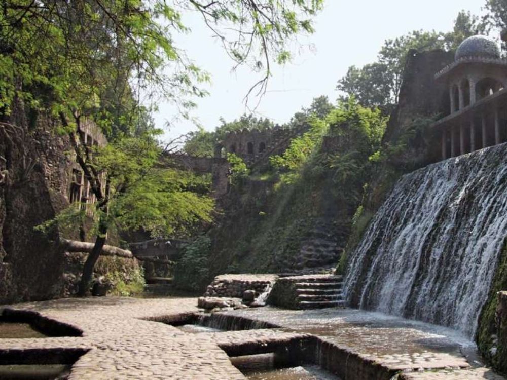 Chandigarh, Shimla & Kufri Weekend Escape - Domestic Tour Package by Sky Globals