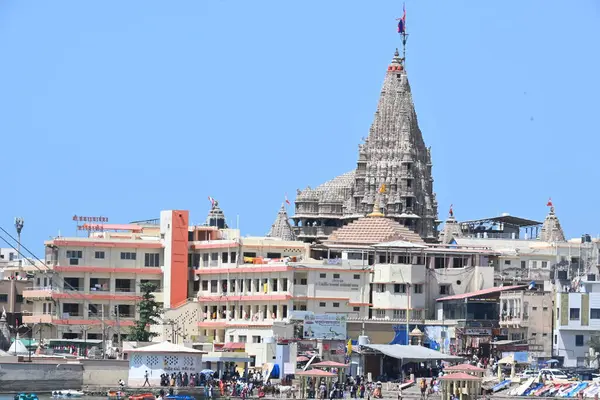 Divine Visit to Mathura and Vrindavan - Image 2 | Sky Globals