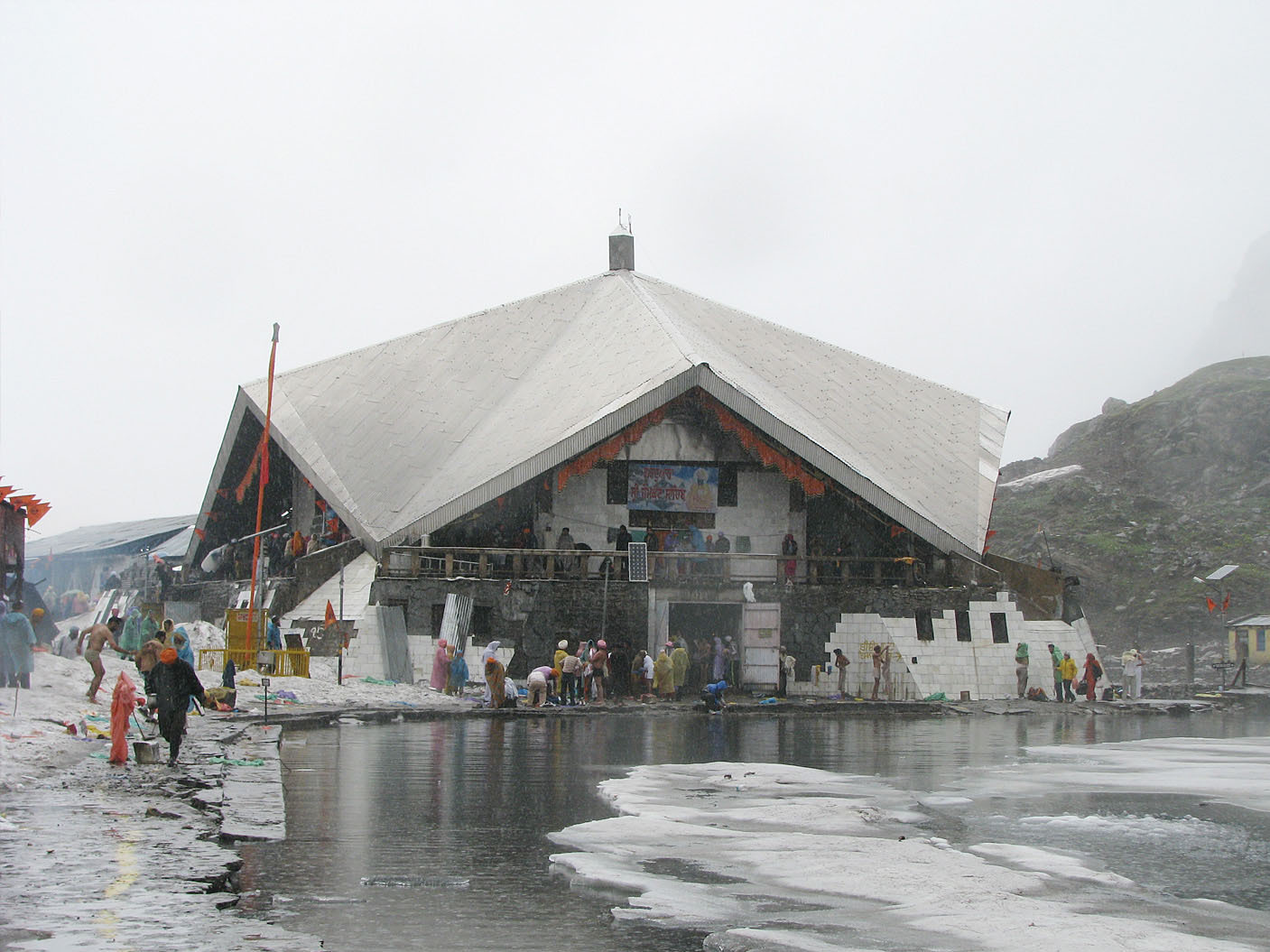 Sri Hemkund Sahib Sacred Yatra: Rishikesh Loop - Image 5 | Sky Globals