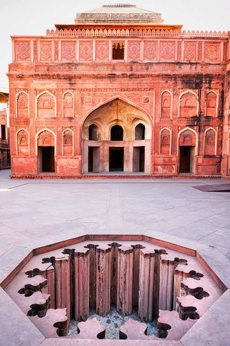 Divine Mathura, Vrindavan & Agra Tour - Image 5 | Sky Globals