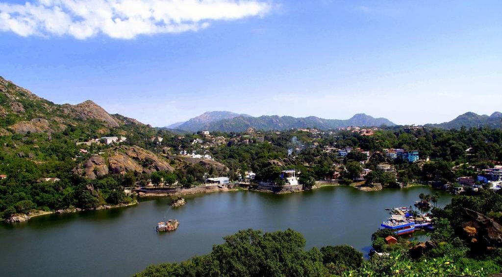 Glimpses of Mewar: Jaipur, Udaipur & Mount Abu - Image 8 | Sky Globals
