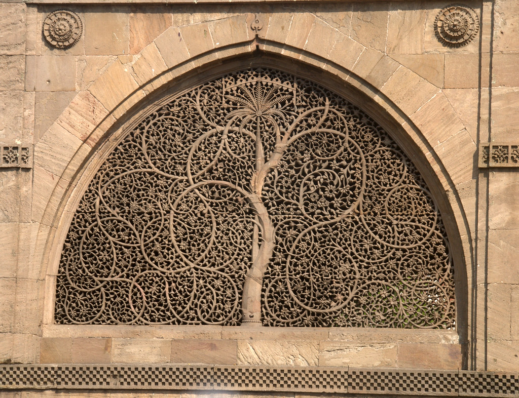 Fascinating Gujarat: Heritage & Spiritual Saurashtra - Image 2 | Sky Globals