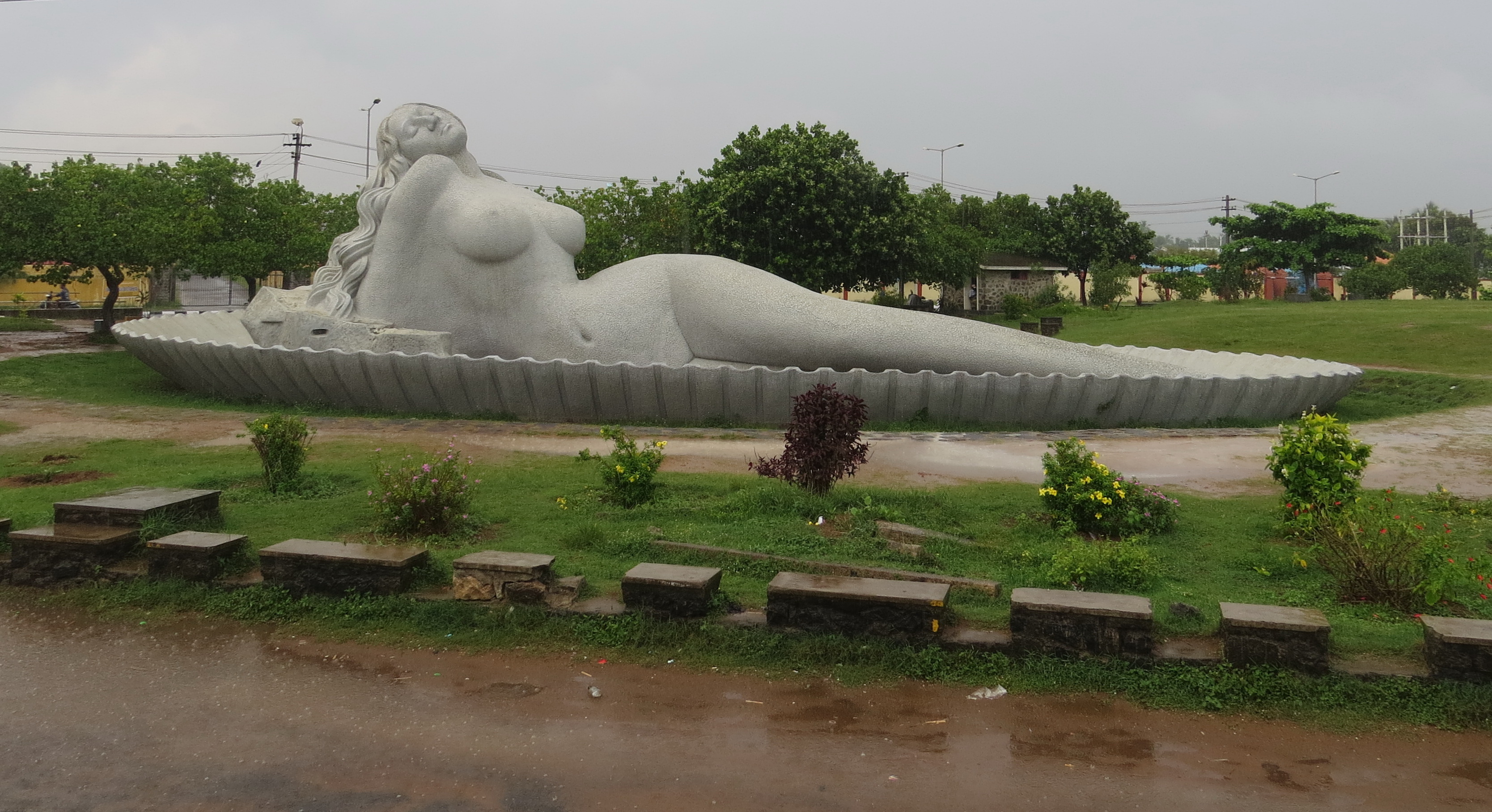 Kerala Uncovered: Tranquil Hills to Coastal Tranquility - Domestic Tour Package by Sky Globals