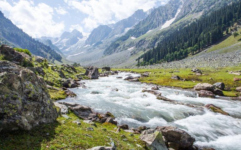 Mystique Kashmir Trip - Image 16 | Sky Globals
