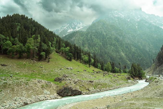 Explore Kashmir For  6-Days - Image 9 | Sky Globals