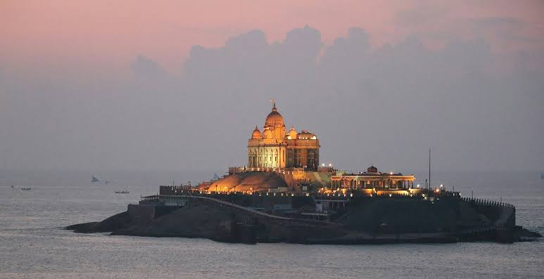 Kovalam & Kanyakumari: A Journey of Sunsets & Sunrise - Image 12 | Sky Globals
