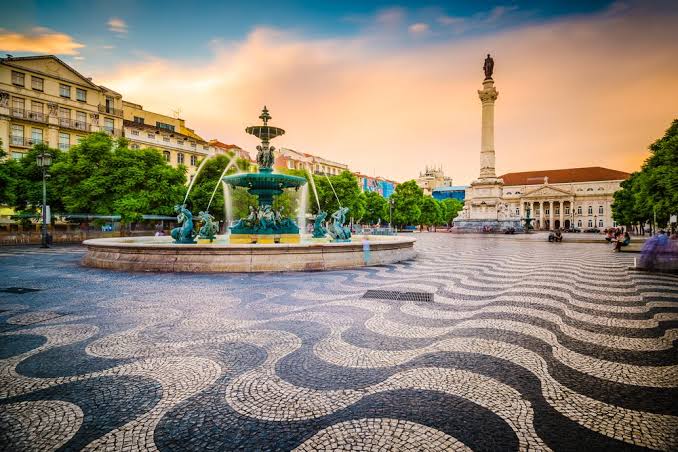 Lisbon, Seville and Madrid Trip - Image 2 | Sky Globals